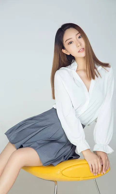 依然然 纯情调色盘 - Ugirls尤果网 爱尤物专辑